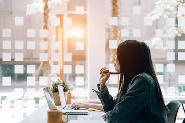 字谜.接音的古诗 歇后语 对联 笑话.和汉字的历史