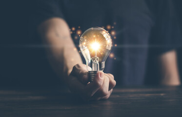 字谜.接音的古诗 歇后语 对联 笑话.和汉字的历史