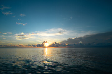 谁能帮我找到关于四年级下简便运算的300道题