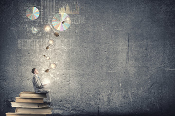 谁能帮我找到关于四年级下简便运算的300道题